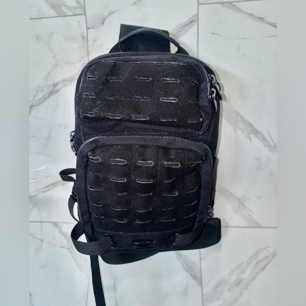 Vaultek Black Tactical Sling Bag for LifePod 2.0 MOLLE Used
